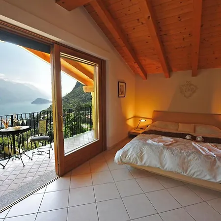 Croce * Menaggio